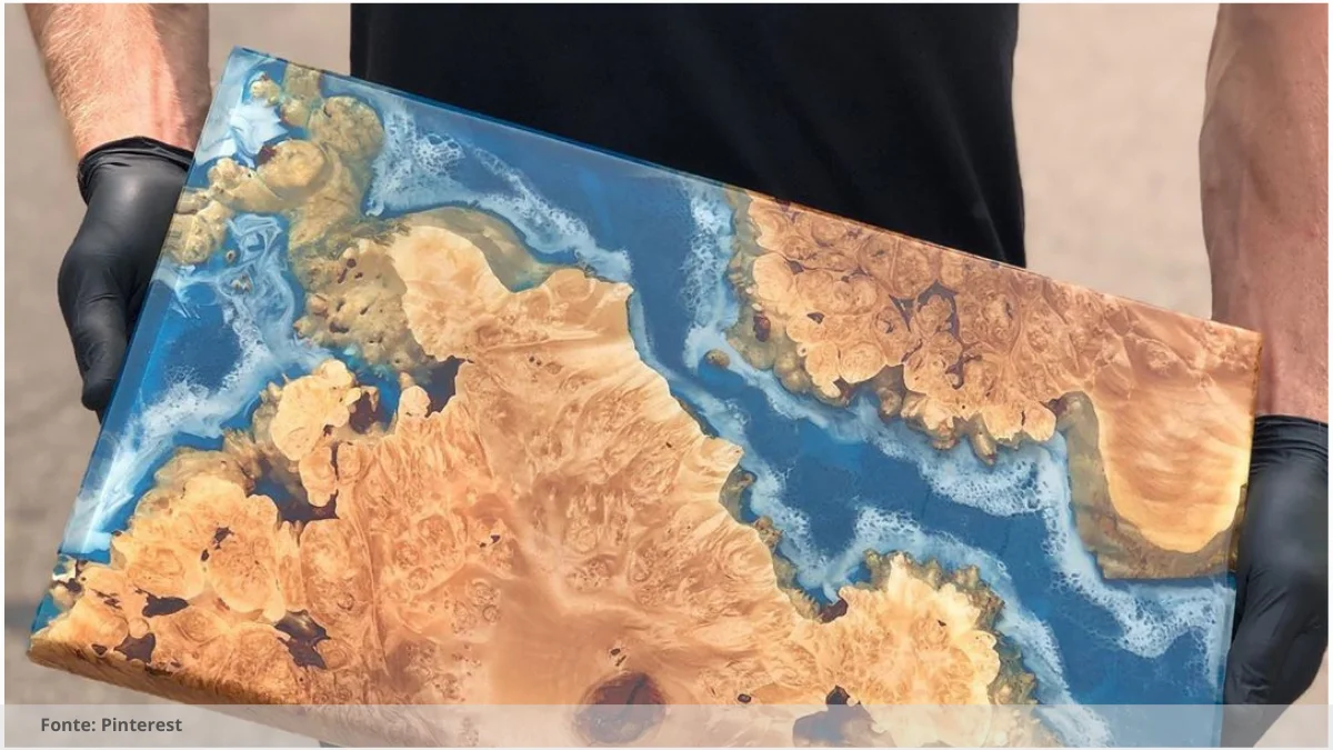 Mesa resina com madeira