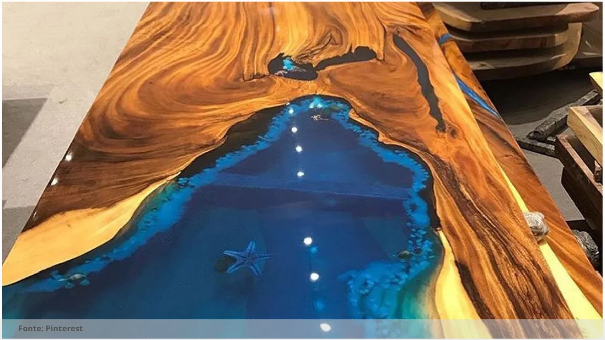 Mesa madeira resina epoxi