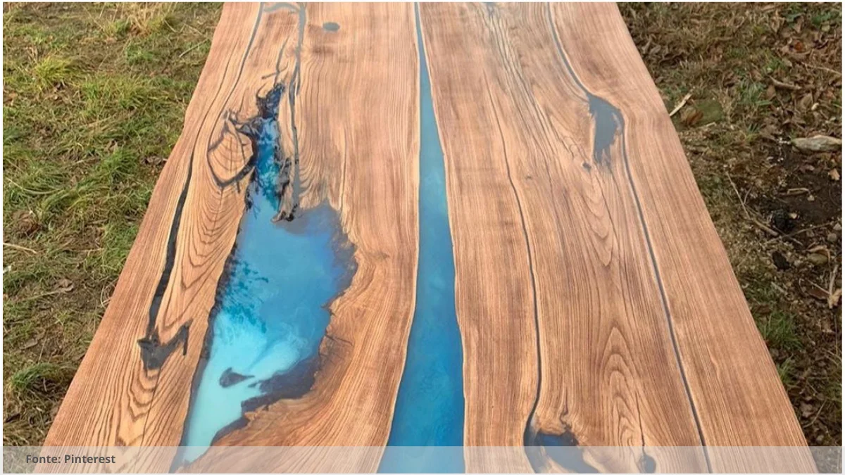 Mesa em resina plastica