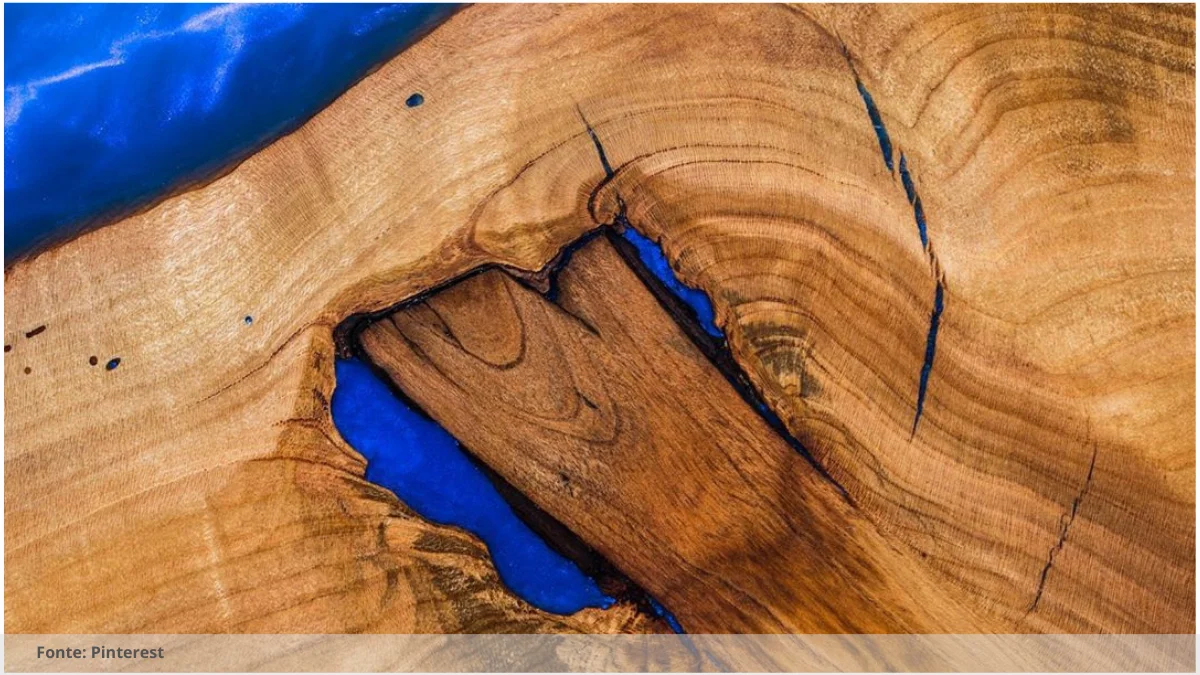 Mesa de resina transparente