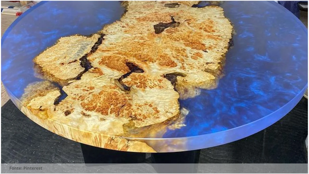 Trabalhos com resina liquida