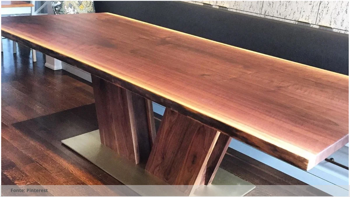 Mesa resinada com led