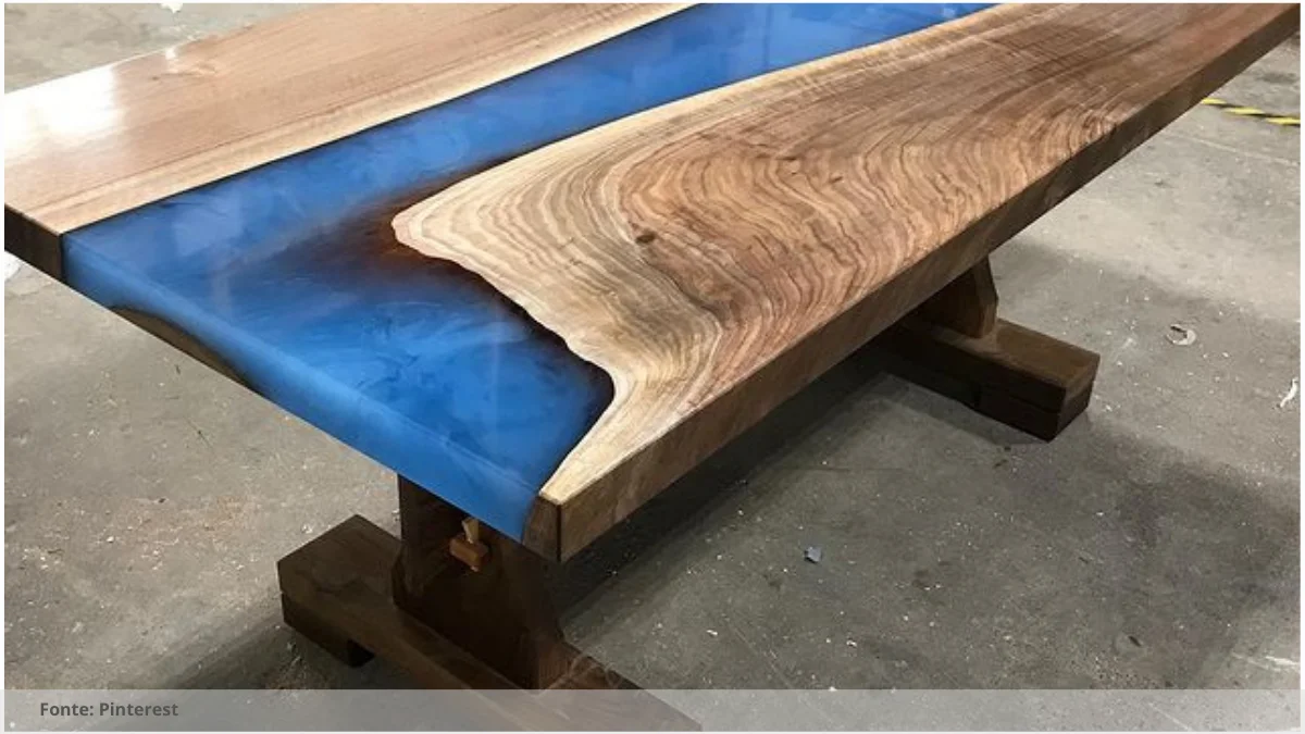 Mesa resinada contemporânea Mesa resinada contemporânea
