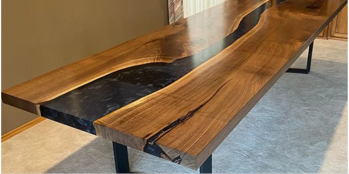 Mesa resinada contemporânea