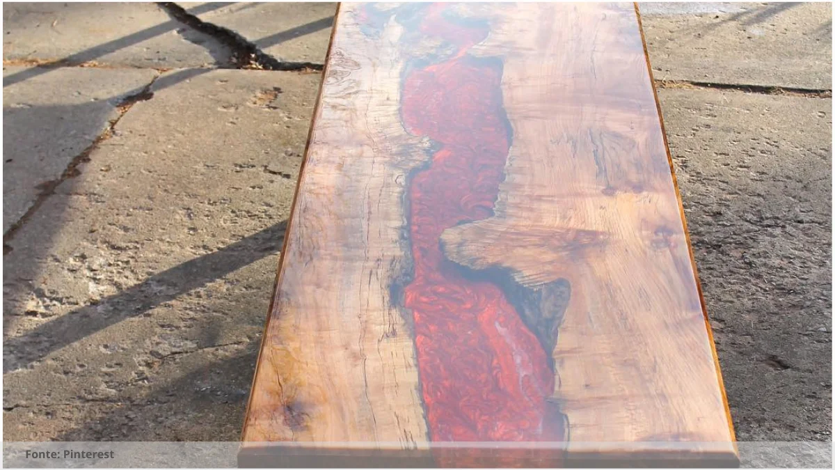 Mesa resinada para ambientes comerciais