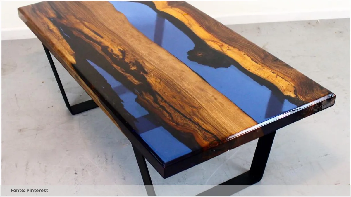 Mesa resinada para ambientes de criação Mesa resinada para ambientes de criação