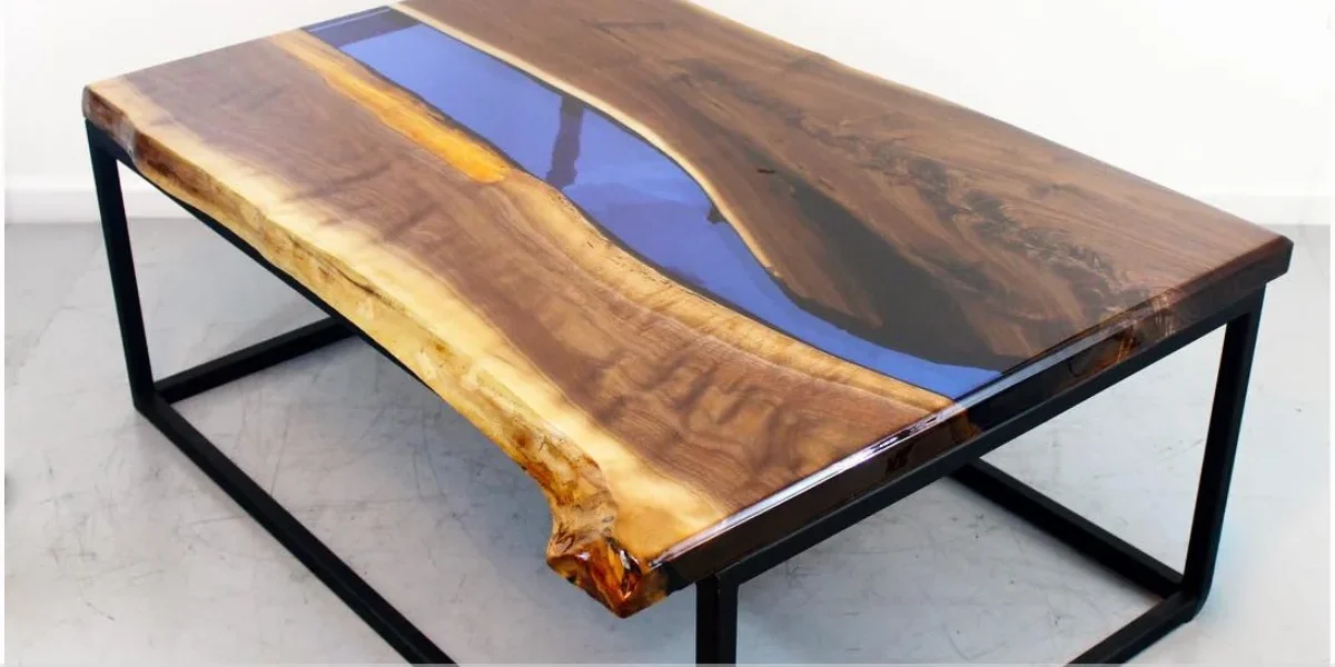 Mesa resinada com design minimalista