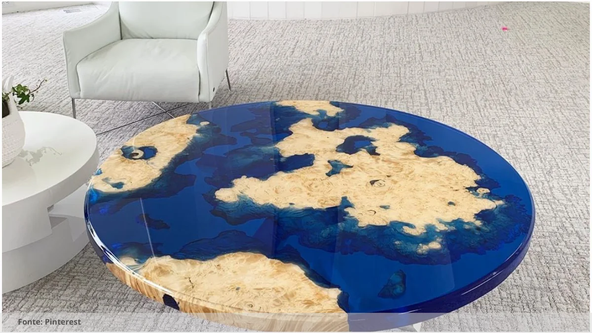 Mesa resinada para salas de treinamento