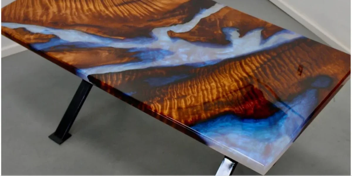 mesa de resina colorida