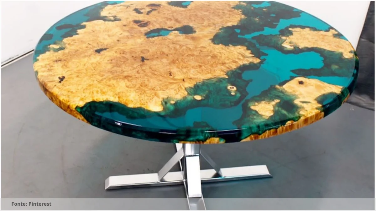 Mesa resinada para áreas de produtividade