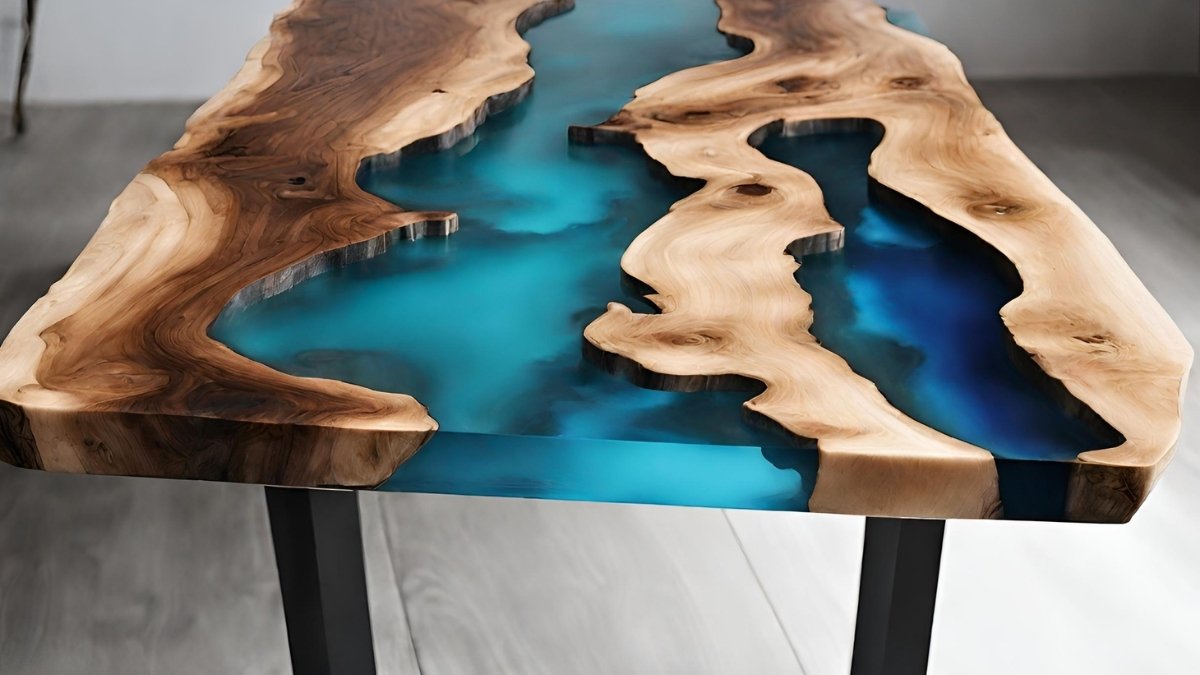 Mesa de madeira com resina acrilica